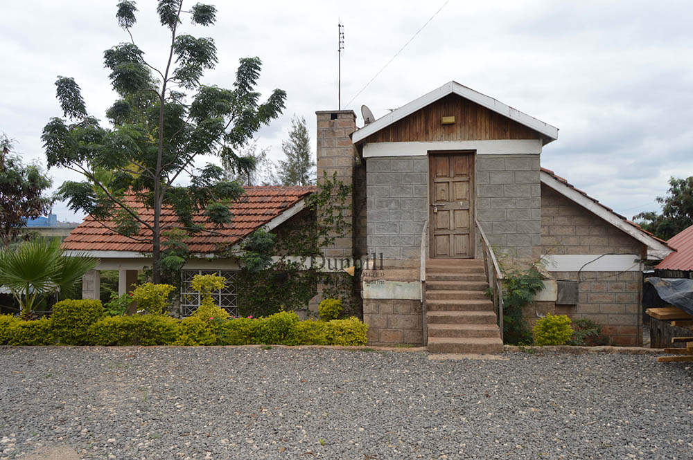 3 Bedroom House, 2 Bedroom Guestwing, Athi River